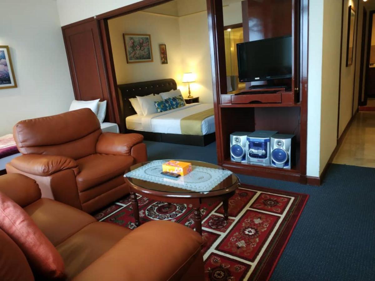 100100 Suites At Times Square Malaysia クアラルンプール エクステリア 写真